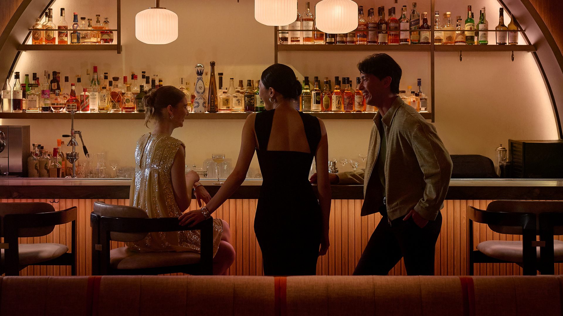 小酌怡情，畅饮开怀