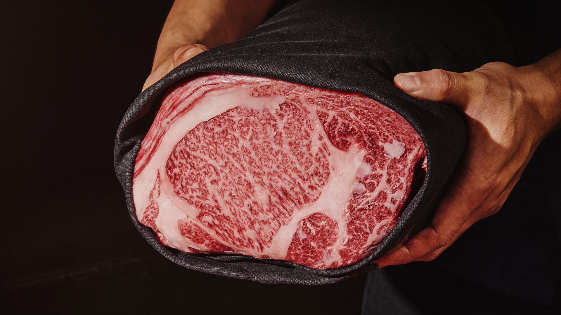 来自新加坡备受赞誉的米其林一星餐厅 CUT 的牛肉