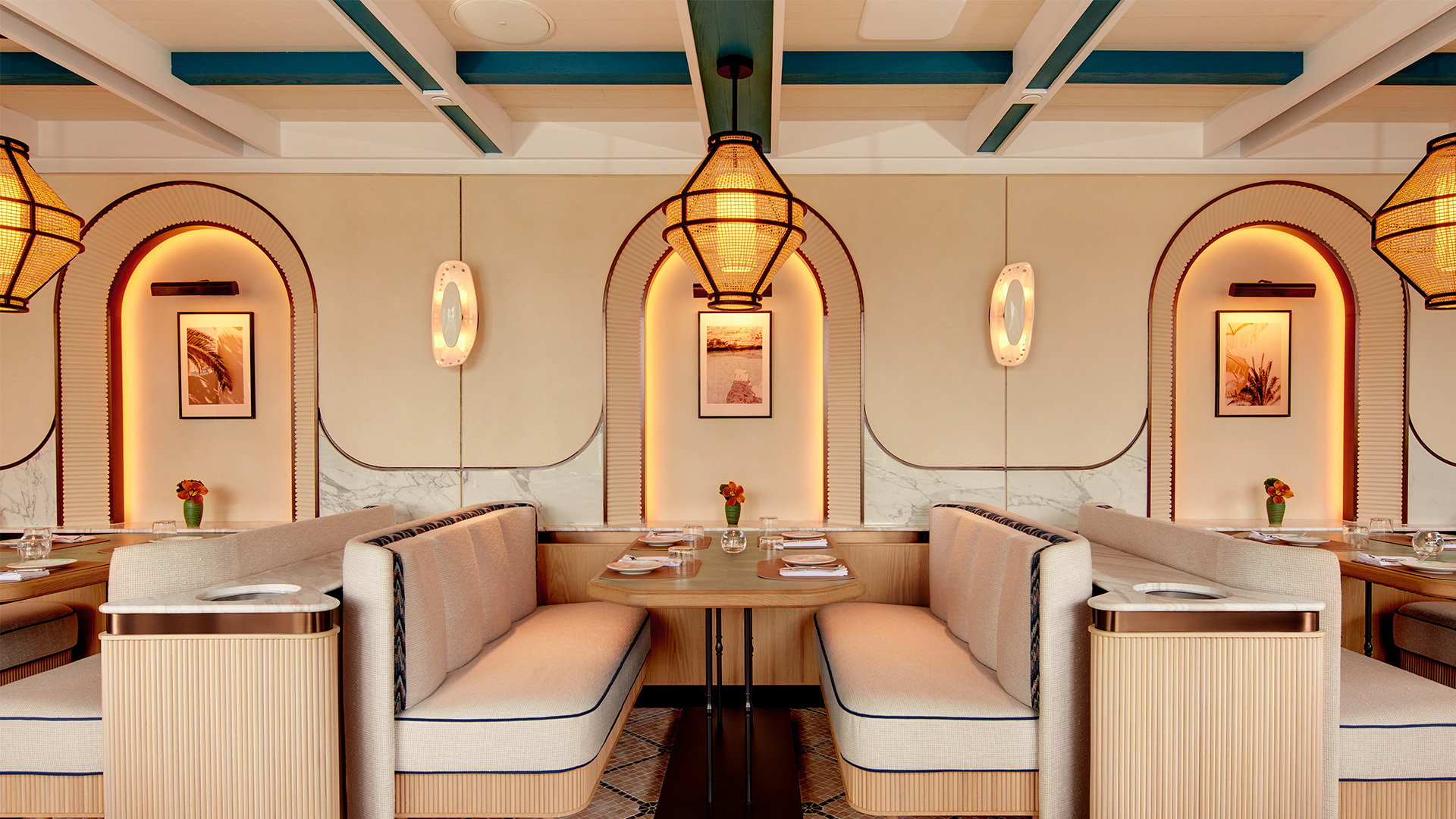 新加坡《米其林指南》入选餐厅 Maison Boulud 的用餐区