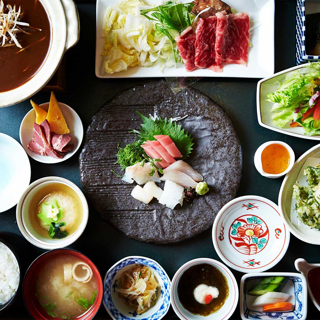 日本传统餐宴，Omakase 起源