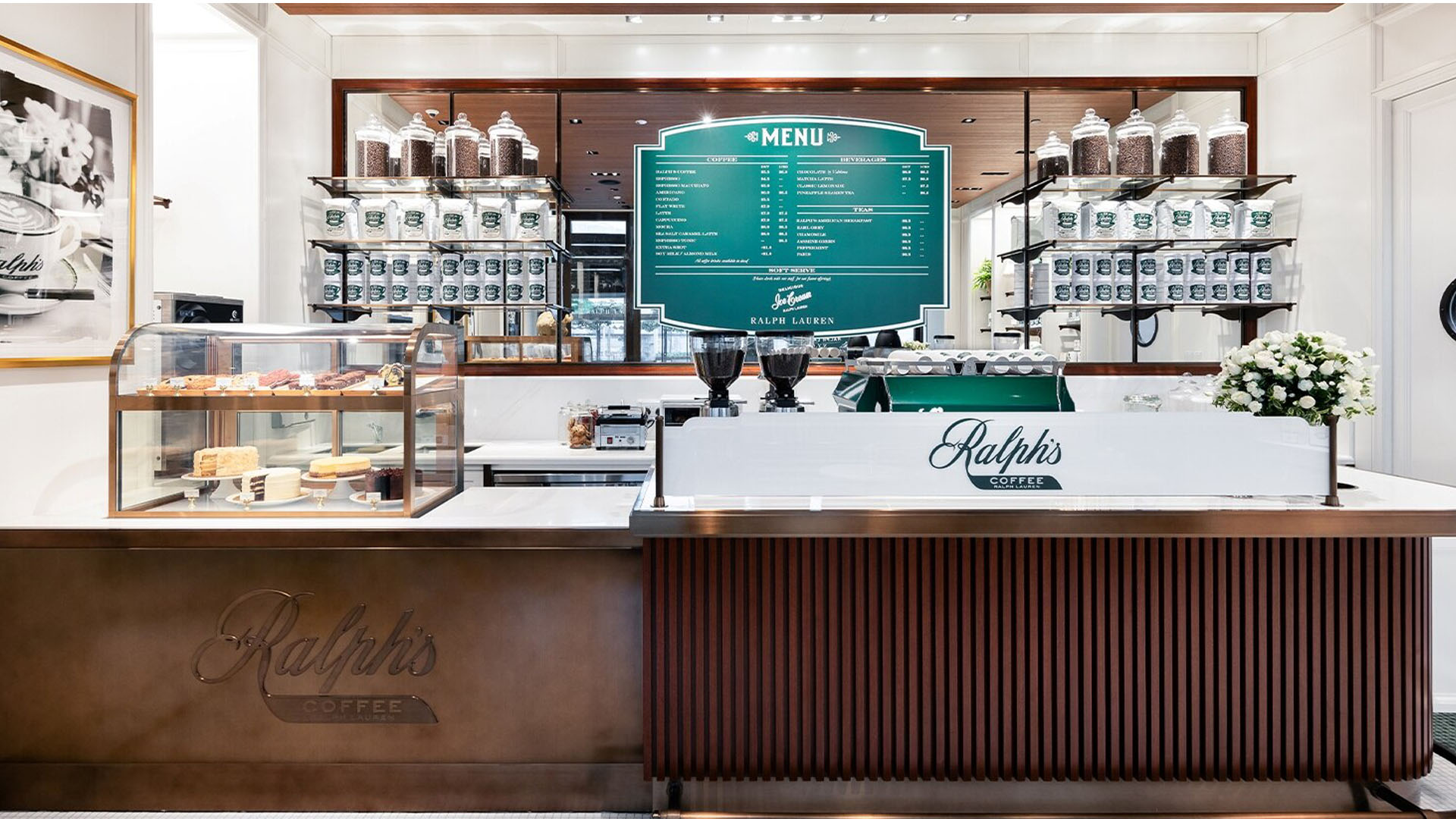 Ralph's Coffee 是一家位于新加坡综合娱乐胜地滨海湾金沙的咖啡厅