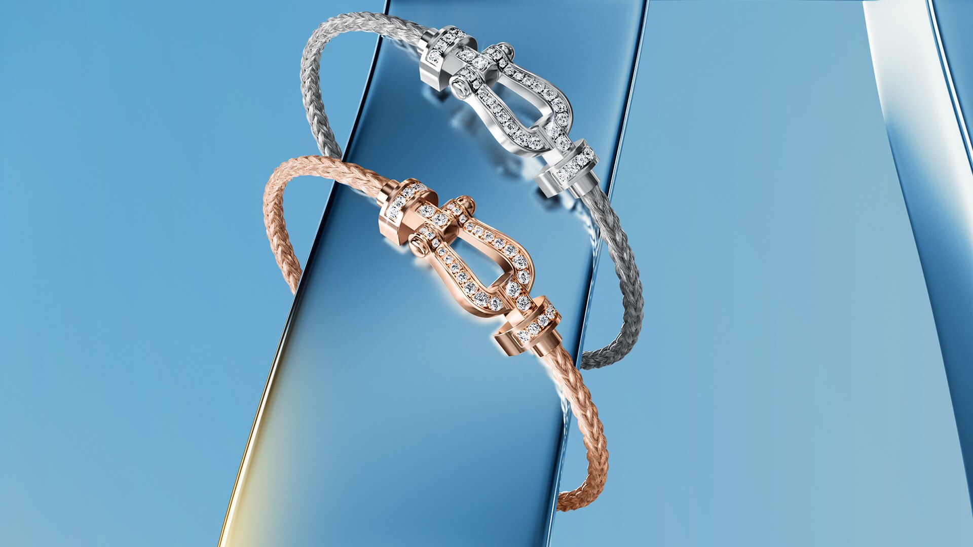 情侣佩戴滨海湾金沙奢华珠宝品牌 Fred 的手链与项链