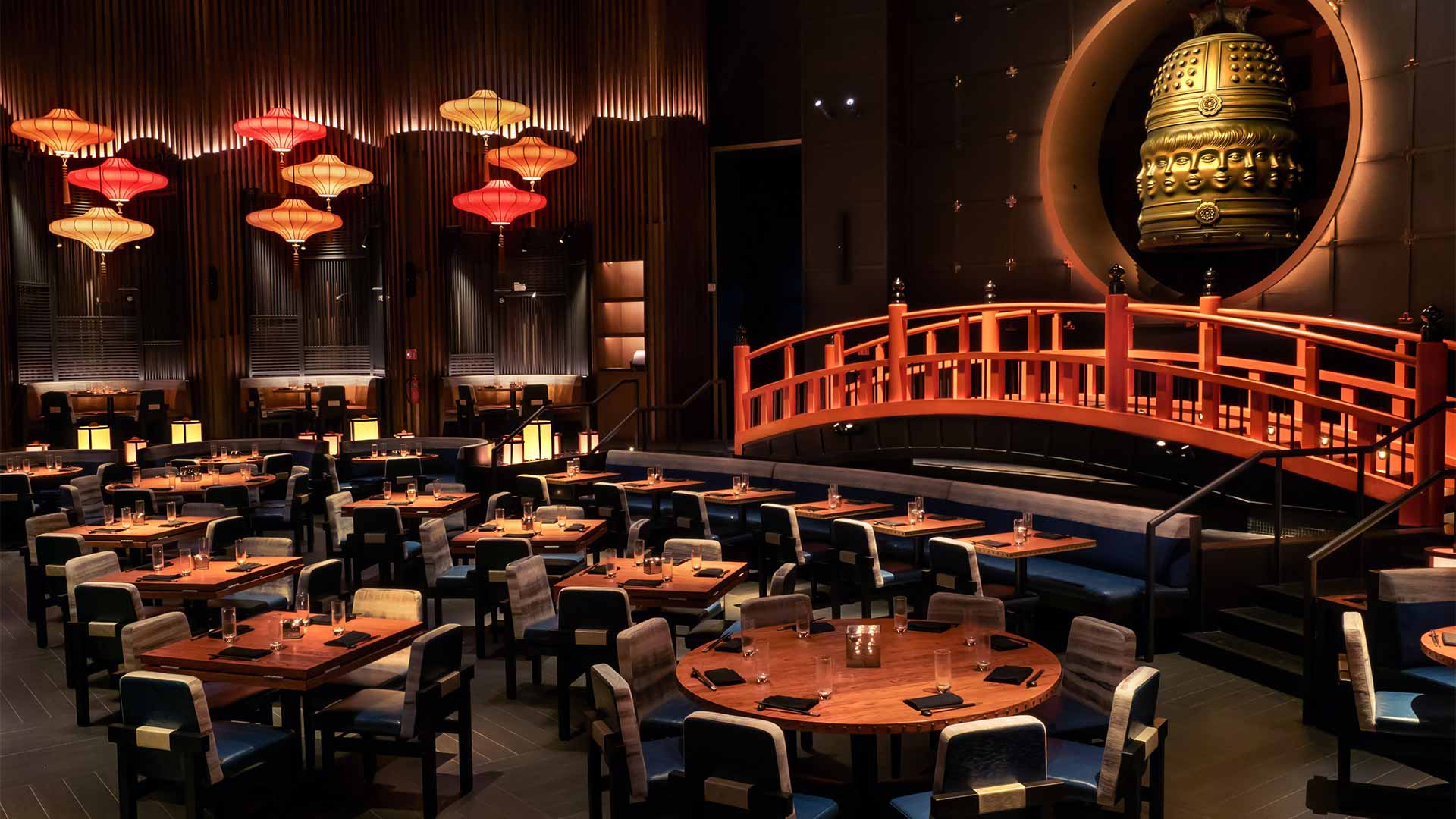 新加坡 KOMA 餐厅大厅，可预订举办私人餐饮活动