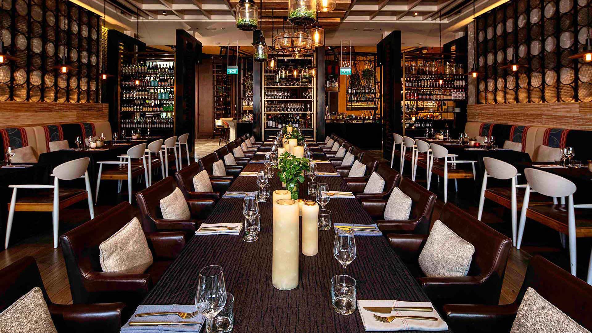 餐桌与餐厅环境，可举办私人宴会和活动的新加坡餐厅