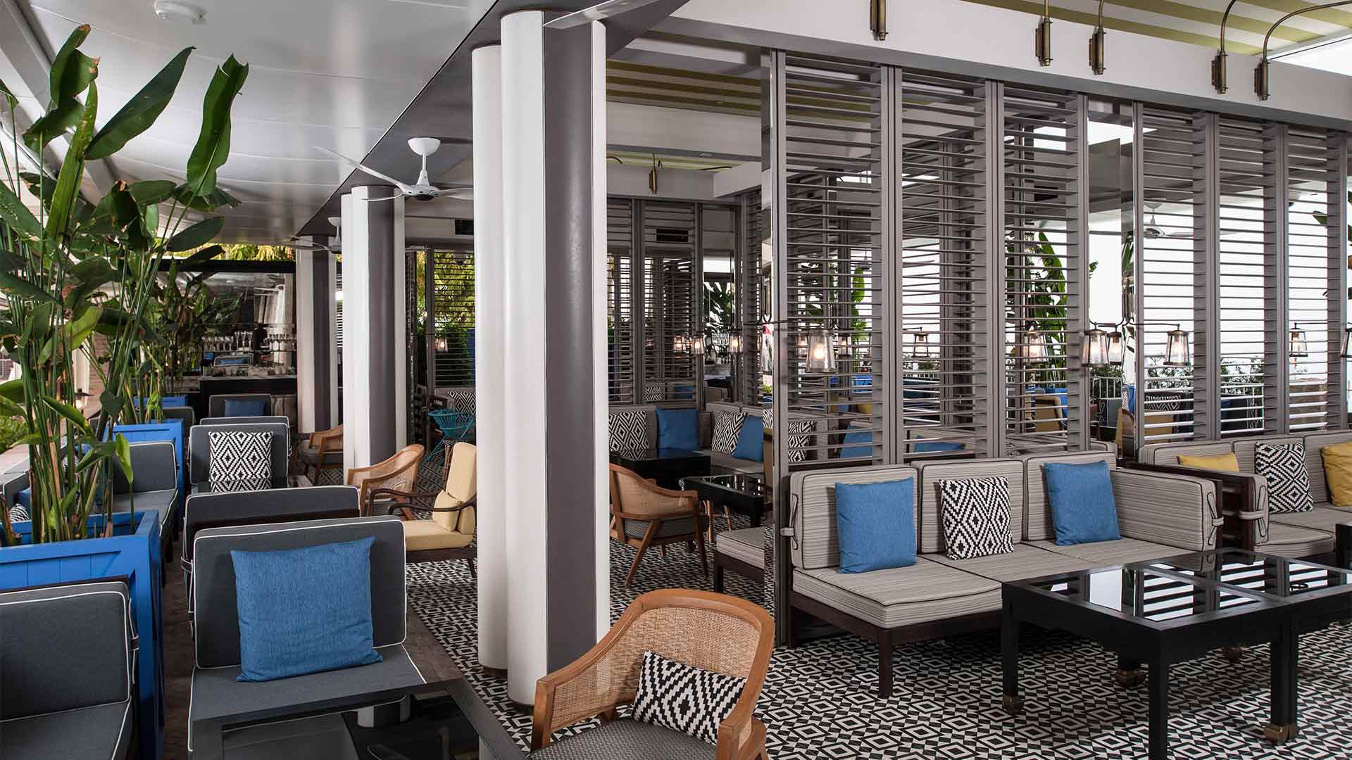 Spago Bar & Lounge 室外用餐区，可举办私人宴会和活动