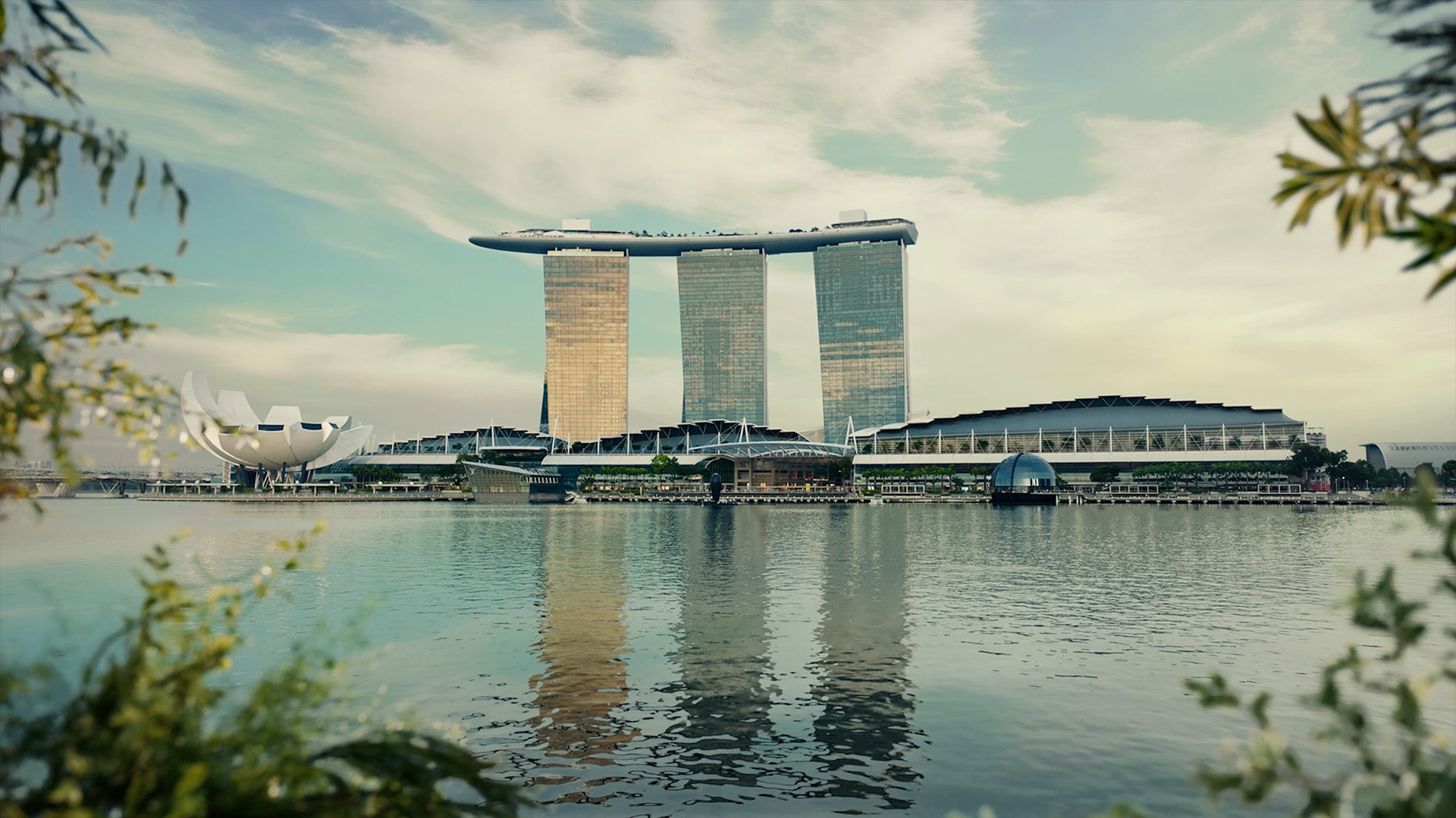 Luxury integrated resort and hotel in Singapore