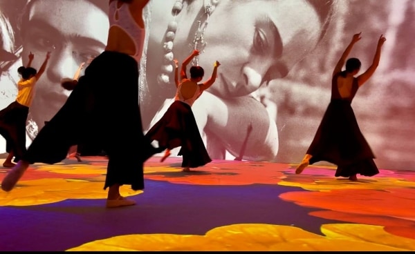 Immersive Biography Performance by Dance Spectrum International 