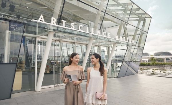 成人标准票和特殊优惠标准票 7 折优惠,只限单场展览使用