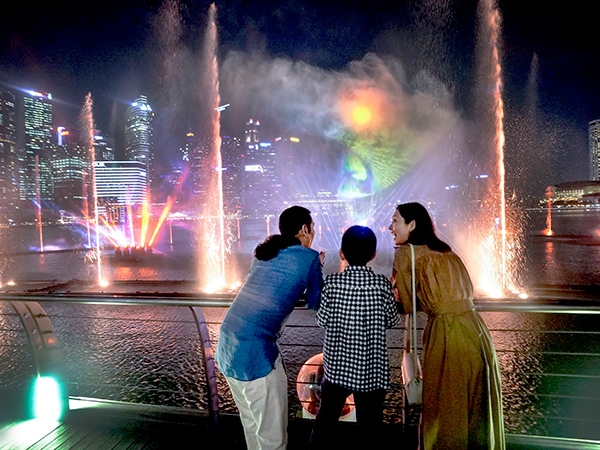 夜游滨海湾