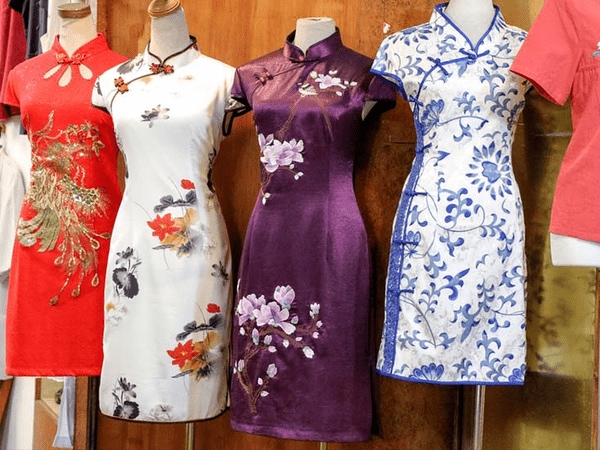 新加坡女性的民族服装