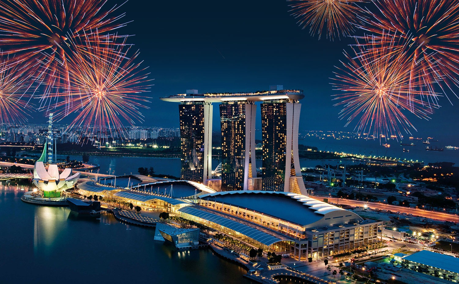 欢庆新加坡建国优惠
