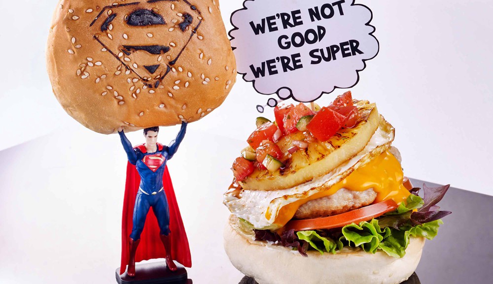 DC漫画超级英雄咖啡屋 - 超人：小镇起源汉堡