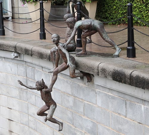 新加坡雕塑群“第一代”  - 新加坡旅游景点