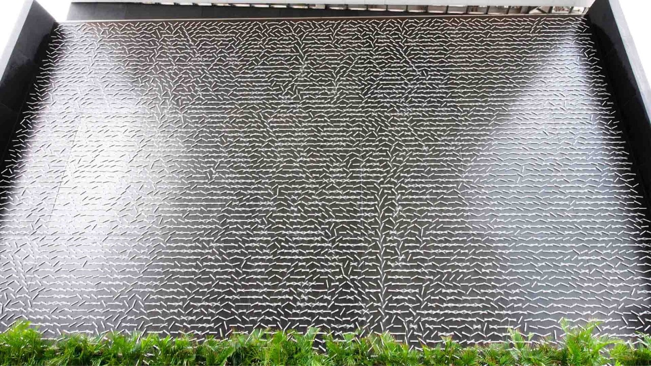 Tipping Wall