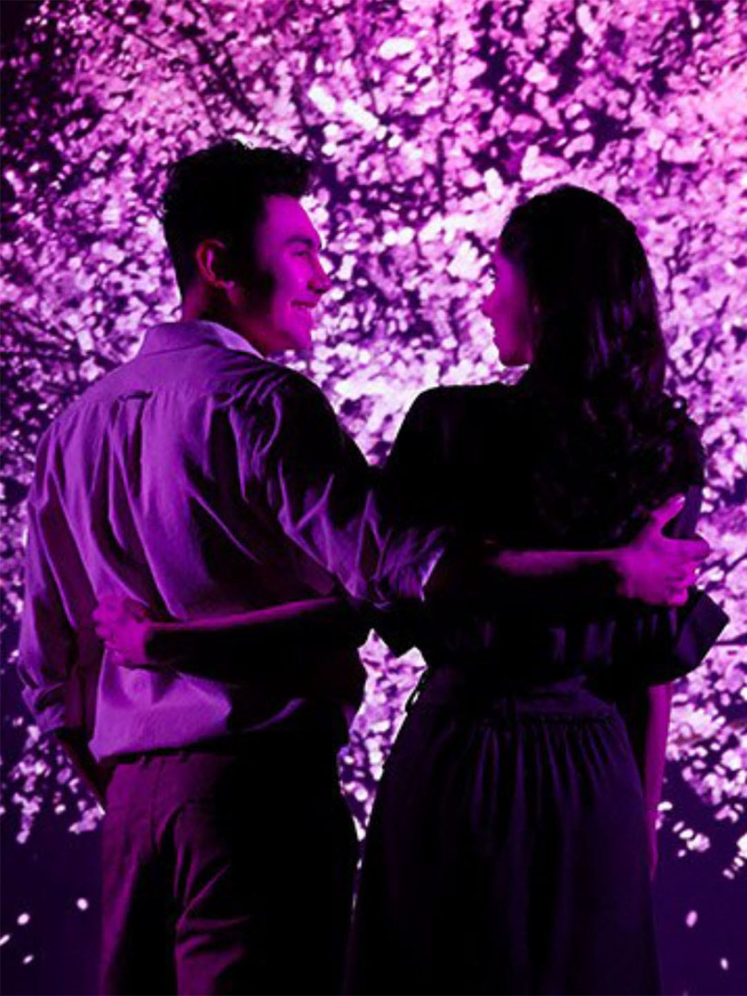 Couple at Artscience Museum