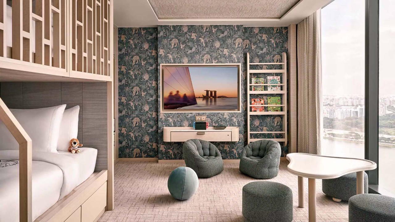 Paiza Family Suite